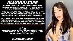 Barriga de hotkinkyjo com quatro consolos longos e gordos