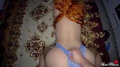 Ruiva chupa pau close up e fode