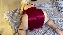 Madrasta enquadrou sua bunda grande e enteado a fodeu no anal