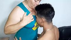 Madrasta gostosa faz sexo selvagem com o enteado