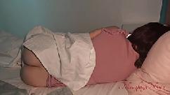 Minha meia-irmã está assistindo hentai ao meu lado