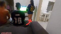 Tive que fazer sexo com amigo do meu marido por causa de uma aposta mas fiquei com tesão e acabei fazendo dp com os dois