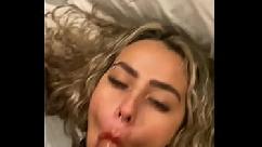 Comi essa enfermeira novinha e arrombei gostoso todos buracos dela