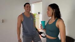 ConheÇo minha vizinha por quem sou tÃo intenso convido-a para tomar um refrigerante e acabamos fudendo duro e gostoso - pornografia em espanhol